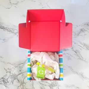 C. Wonder Enamel Initial Cuff Green Initial S